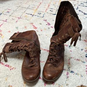 Timberland Savin Hill mid calf boots. Barely worn.